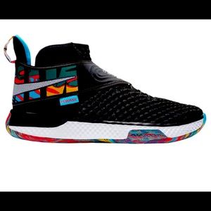 Nike Zoom UNVRS Flyease 'Multi-Color'